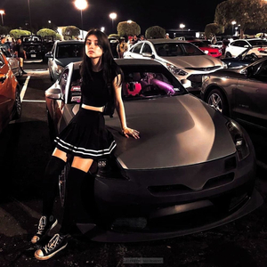 公车挺进尤物少妇翘臀动态图
